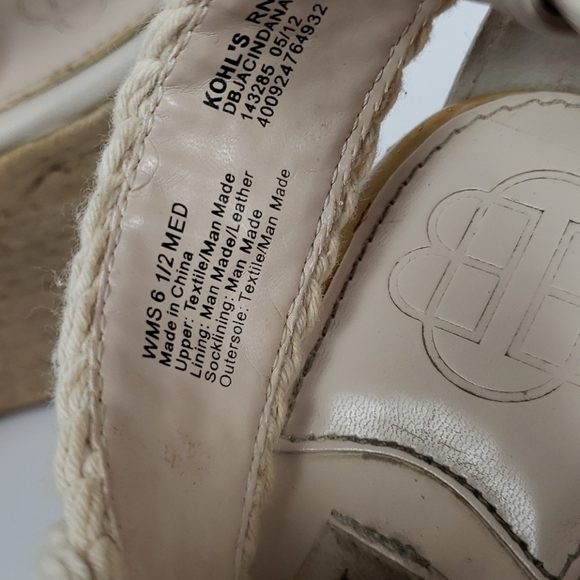 Dana Buchman Cream Wedges - Picture 5 of 7